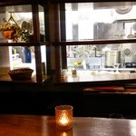 アルモニコ - カウンター席の目の前は厨房！