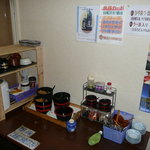 うどん一念天 - 生姜・ワサビ・ごま等は　こちらで自由にﾄｯﾋﾟﾝｸﾞ