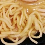 品川家 - 麺アップ