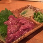 本気炭火焼鶏 豆 - ☆生レバーは胡麻油で頂きます☆