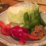 本気炭火焼鶏 豆 - ☆お付き出しはお野菜いろいろ☆