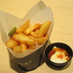 アンド ザ フリット - ピンチェ（フラワー）　630円