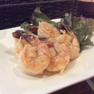 Hawaiian Kitchen & Bar Aka' aka_1