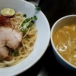 松壱家 - 魚介豚骨つけ麺 880円