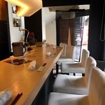 まきの - シックな雰囲気の店内！