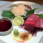 ダイニングバー燕 - 活アワビと本マグロのお造り