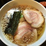 Soukeichijouryuugankoramenhachidaimechokkei - 醤油ラーメン（チョッテリ）