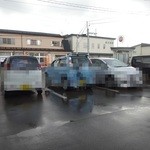 和家 - 隣接の駐車場