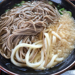 Daisuke Udon - これでソバ2玉、うどん1玉程です。