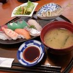 Sushi Izakaya Inasa - にぎり寿司定食