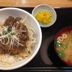 レストラン伊達 - 牛タン甘露煮丼
            