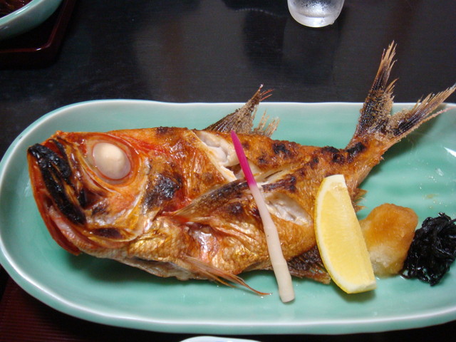 金目鯛の煮付と塩焼き By Mameqoo 海鮮料理 竹ノ内 勝浦 魚介料理 海鮮料理 食べログ