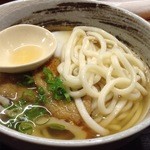 Suigen - きつねうどんの麺クローズアップ