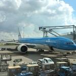 Bubbles Seafood & Wine Bar - KLMの翼で関空に帰りま〜す♪