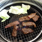 焼肉ウエスト - ハラミ、カルビ。