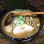 味噌ラーメン、750円