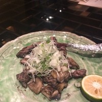 焼鶏あきら 中目黒本店 - 特選鶏もも炭火焼