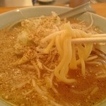 えぞっ子 蔦江 - 「元祖 味噌らーめん」の麺