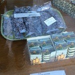 Confitería El Alcázar - 小さな缶入りもあります。