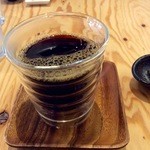片岡 - ボダムみたいな二重の耐熱グラスで頂くホットコーヒー