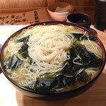 鶏ぃん - コラーゲンスープのにゅう麺