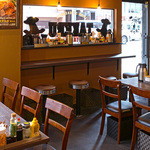 1ポンドのステーキハンバーグ タケル - お1人さま大歓迎!カウンター席あり