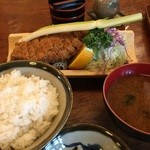 松村 - ロースカツ定食