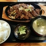 肉料理 ぷち - 牛焼肉定食