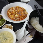中国四川料理石林 - 麻婆豆腐（四川）ランチ税込み￥800お櫃ご飯付きます