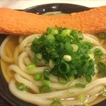 うどん 丸香 - かけうどん+赤天