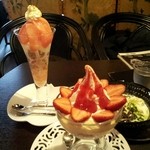 胡風居 - 苺カスタードパフェ