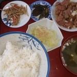 米田食堂 - 馬肉定食\700