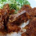 Kuidaoreoosaka - 鯨のソースカツ丼
