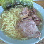 家系ラーメン まこと家 - 20150930 朝11時．ラーメン固め．ゴロチャ～たくさん！