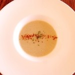 アロゼ - 【ランチ1500円コース】　スープ（ゴボウのクリームスープ）