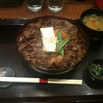 柿安 精肉 - 牛丼