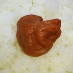 石狩亭 - 梅干しを頂いて喜ばない日本人を私は知らない❤(*｀･ω･)ゞ