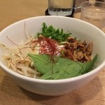 カーザ ルカ - ラー博は俺の社員食堂。  ペペロソチーノ和え麺＋温玉！  本日2015年10月1日より、1辛から5辛まで選択できるようになったとのこと。もちろん5辛で。