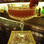 バー クラスター - 苺のカクテル