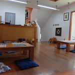 てんtoてん - 201509 お店の中は靴を脱いで上がるフローリングの座敷