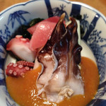 岸田屋 - タコと鳥貝の酢味噌