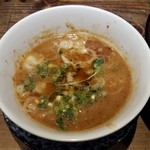 吉法師 - 豚辛つけ麺\890 つけ汁