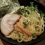 吉法師 - 豚辛つけ麺\890 麺・具