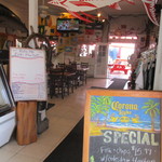 Bite Me Fish Market Bar & Grill - 店内