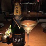 モエ　ヴィンテージ