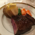 麤皮 - ランプ肉のステーキ(三田牛)