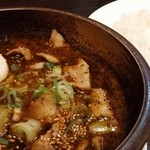 東京らっきょブラザーズ - にんにくいっぱい豚ねぎスープカレー