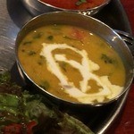 タンドールバル カマルプール - このほうれん草入りダルカレーが出色じゃったなあ。