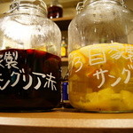 Niku Baru Ba Ando Guriru Motto - 自家製サングリア＆自家製果実酒