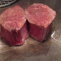 ステーキ　ロン - ←ヒレ、焼いてます〜